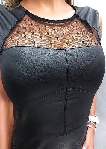 13P Tight Leather Skirt With Zipper