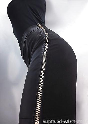 13P Tight Leather Skirt With Zipper
