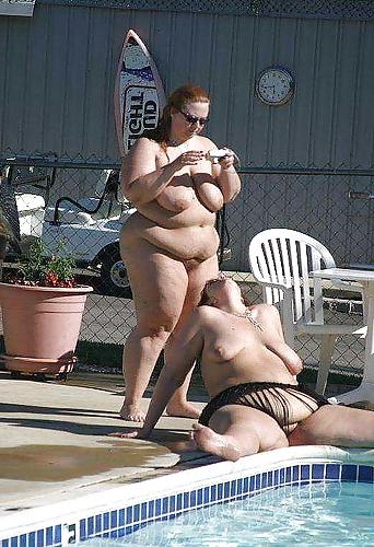 25P On the beach 13
