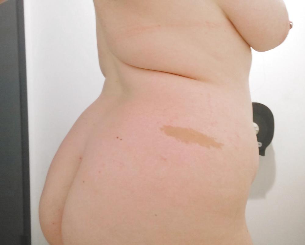 25P Curvy College Girl