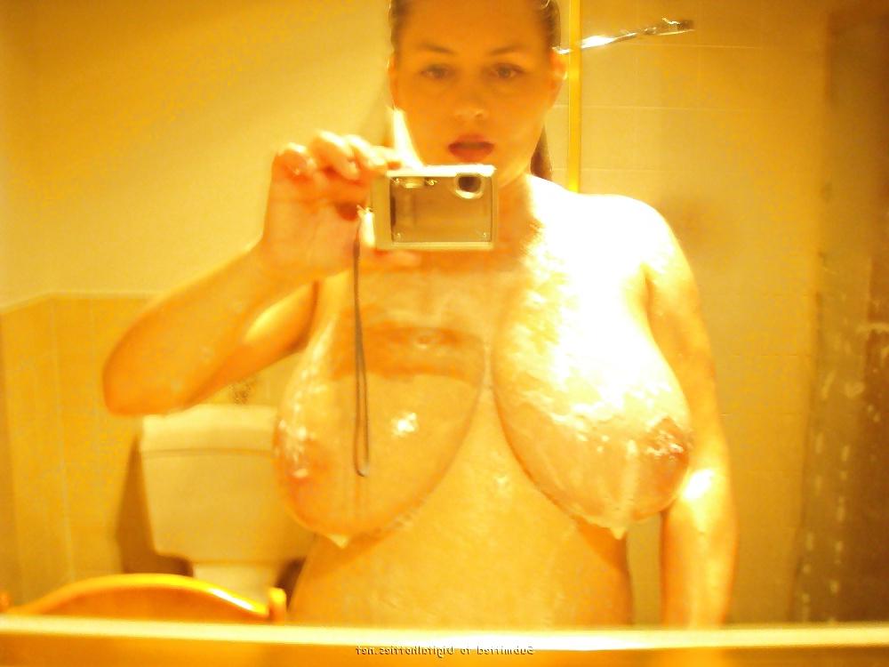 25P Big woman, big tits...