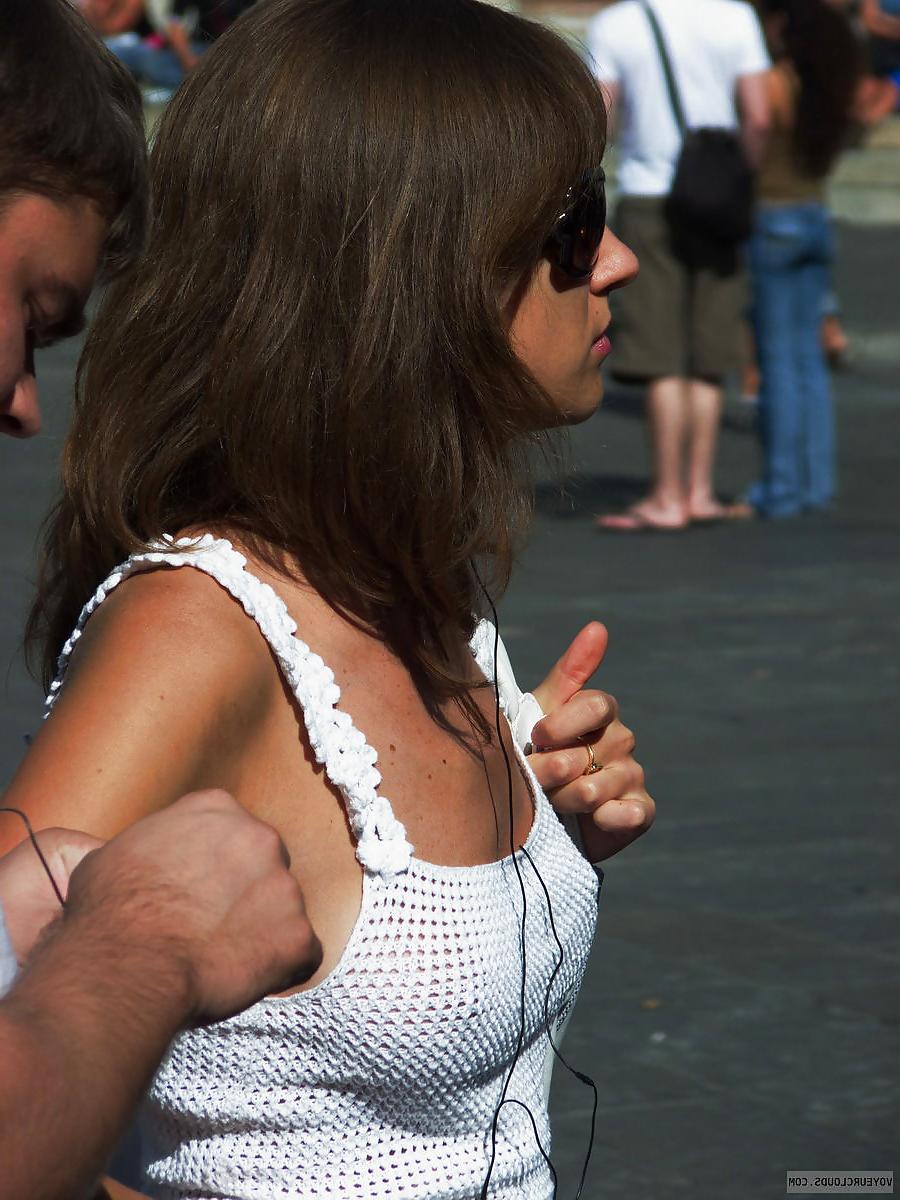25P Upskirt, Flashing, candid images from girls and matures