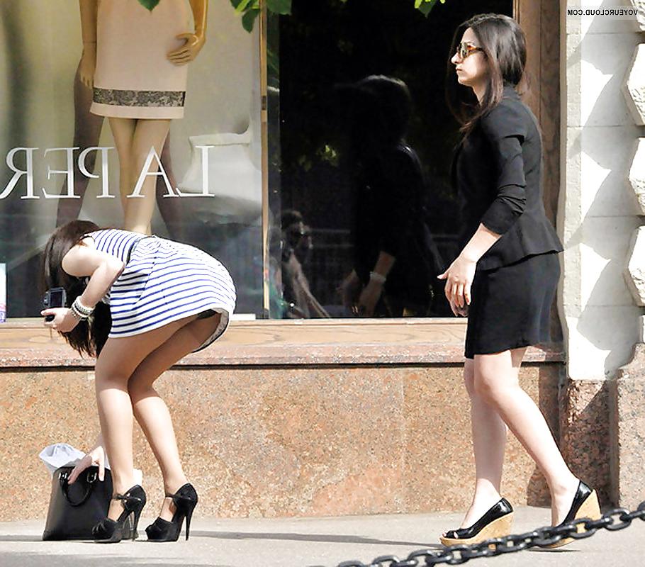 25P Upskirt, Flashing, candid images from girls and matures