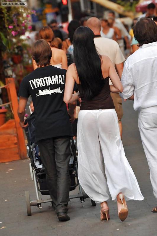25P Upskirt, Flashing, candid images from girls and matures