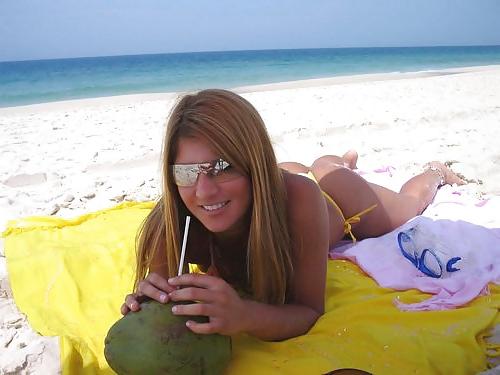 25P Amateur on the Beach