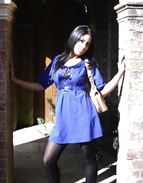 25P Mevish: Young Pakistani Milf -FOR COMMENTS