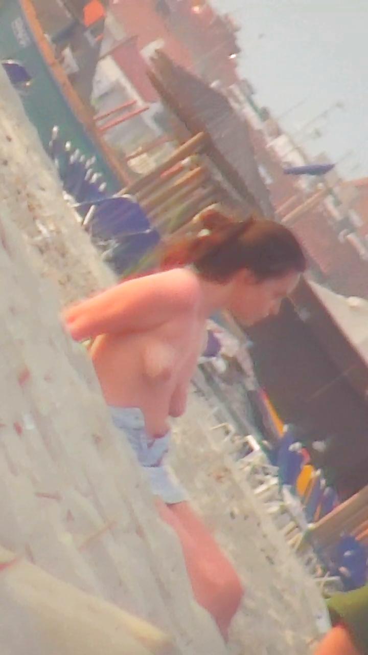 18P Greek beach