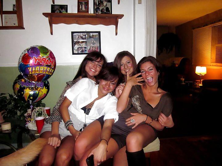 25P Panty Flashing & Upskirt 2
