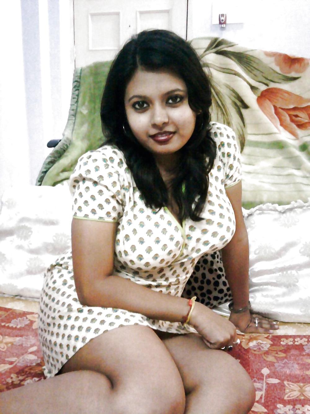 25P Indian Milfs. 