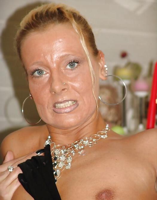 23P Granny Bettina in leather MIDDLE