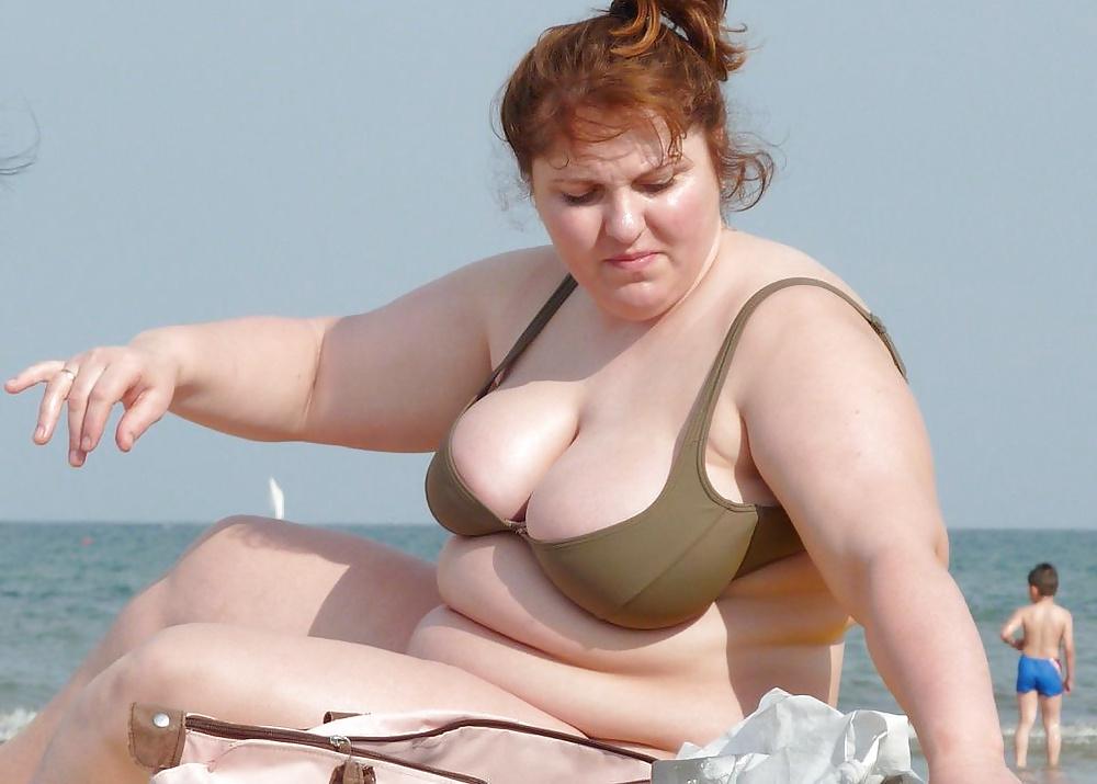25P Beach mature really woman!Comment