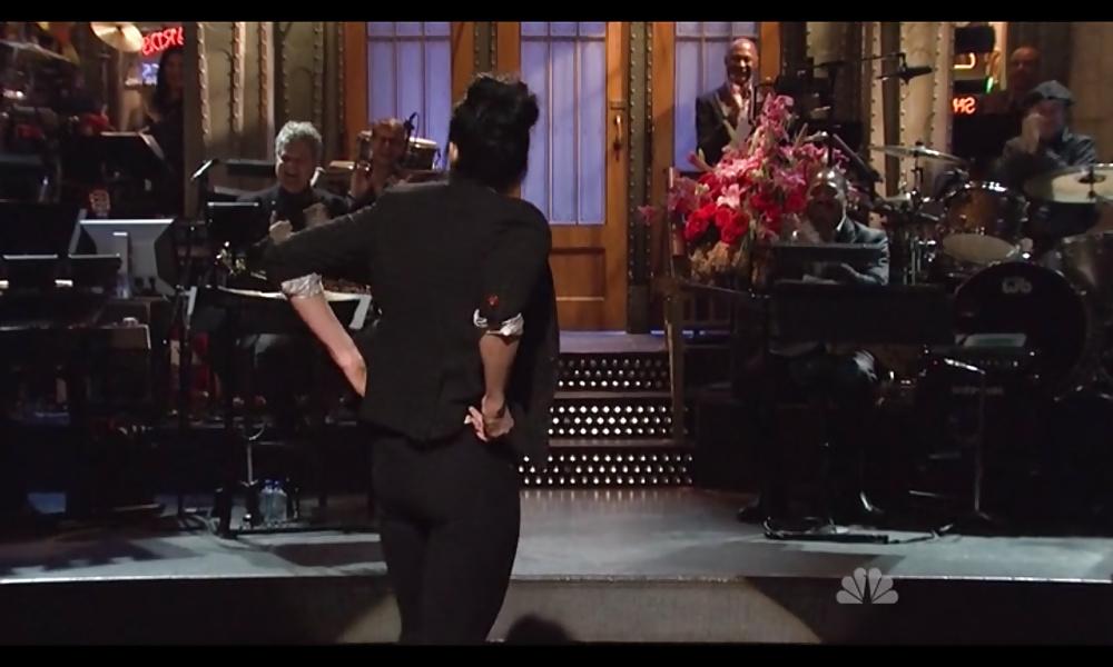 12P Sarah Silverman SNL tight pants