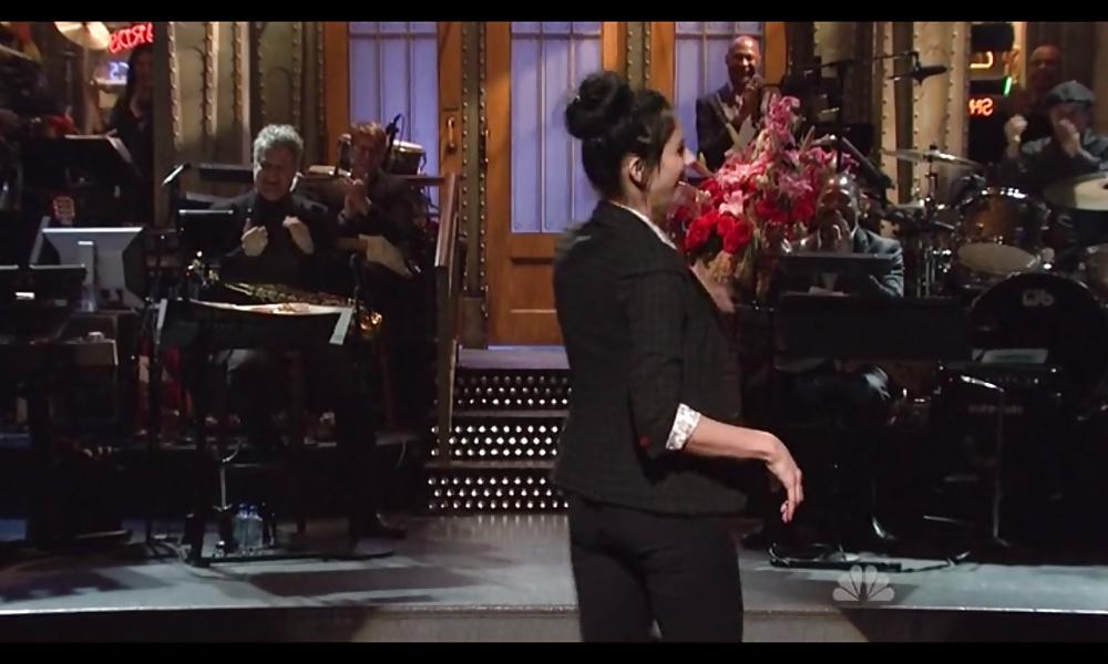 12P Sarah Silverman SNL tight pants