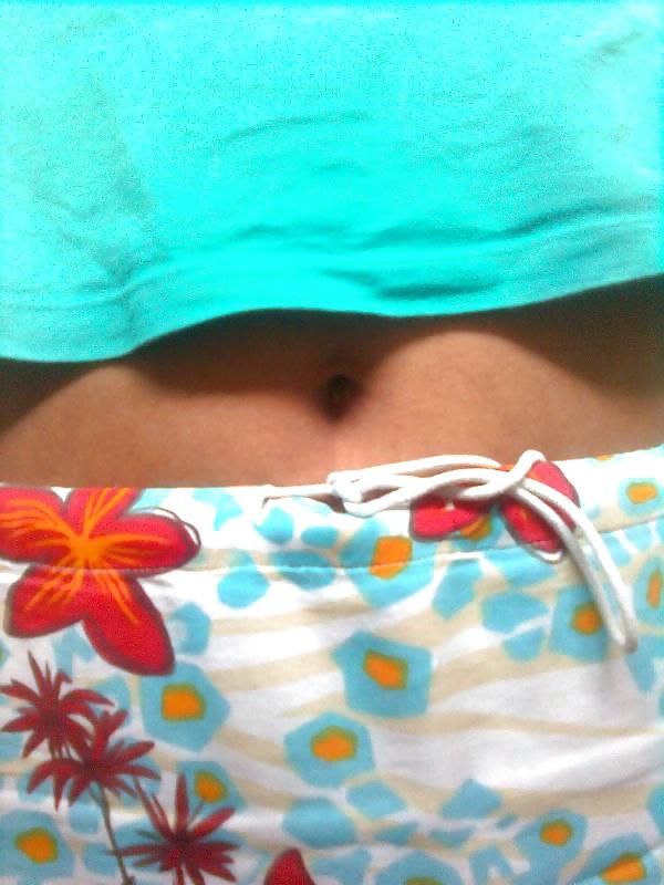 23P Indian college girl selfie