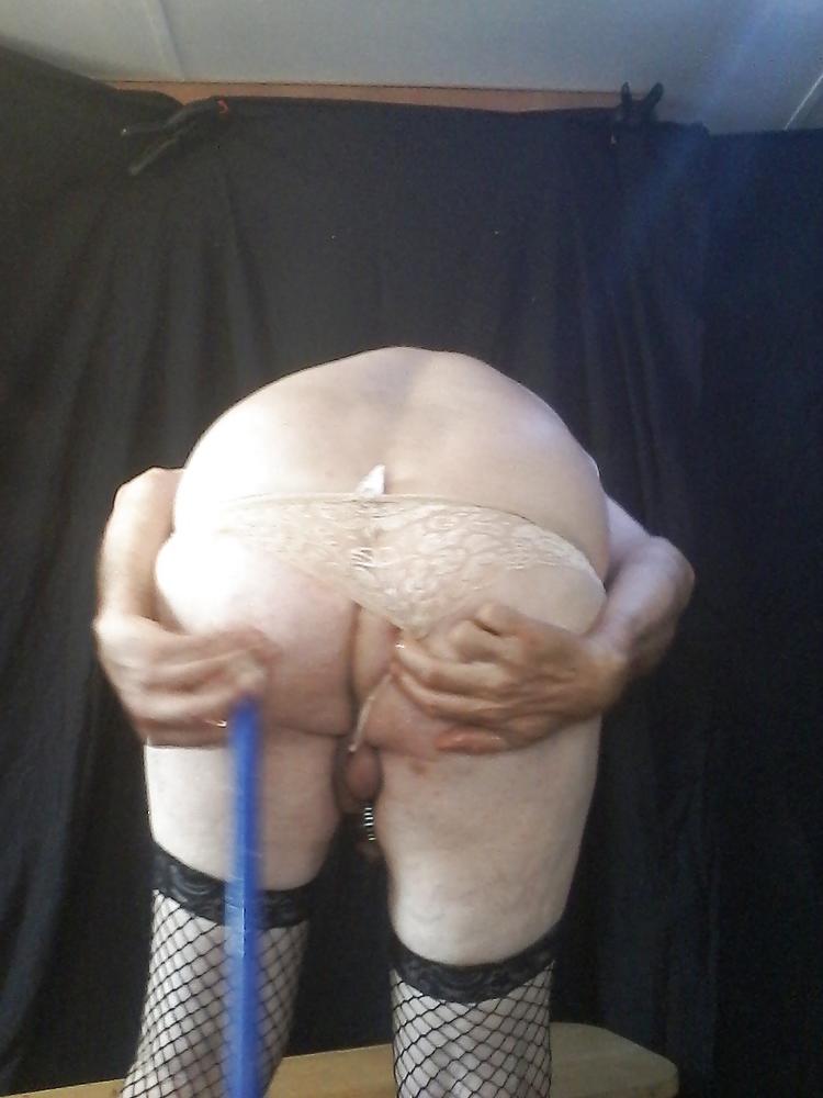 10P Deep anal torture