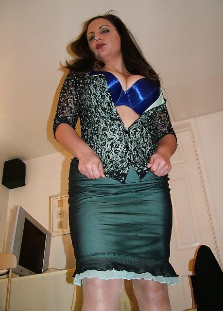 11P Mature woman 6