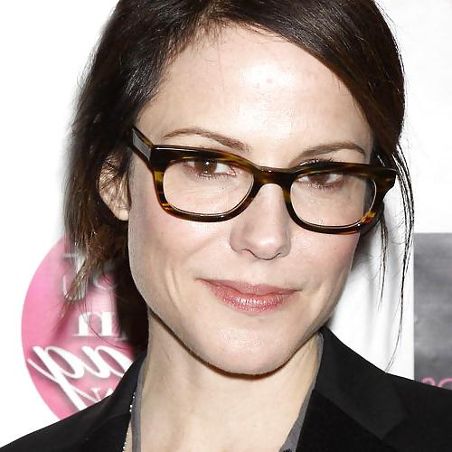 18P Sexy woman in glasses.