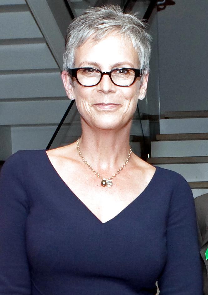 18P Sexy woman in glasses.