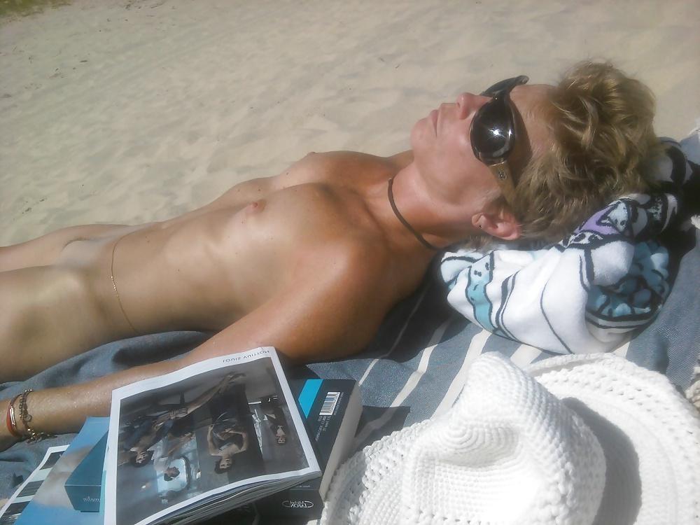 19P Hidden - Isa wife of zincou at beach #2