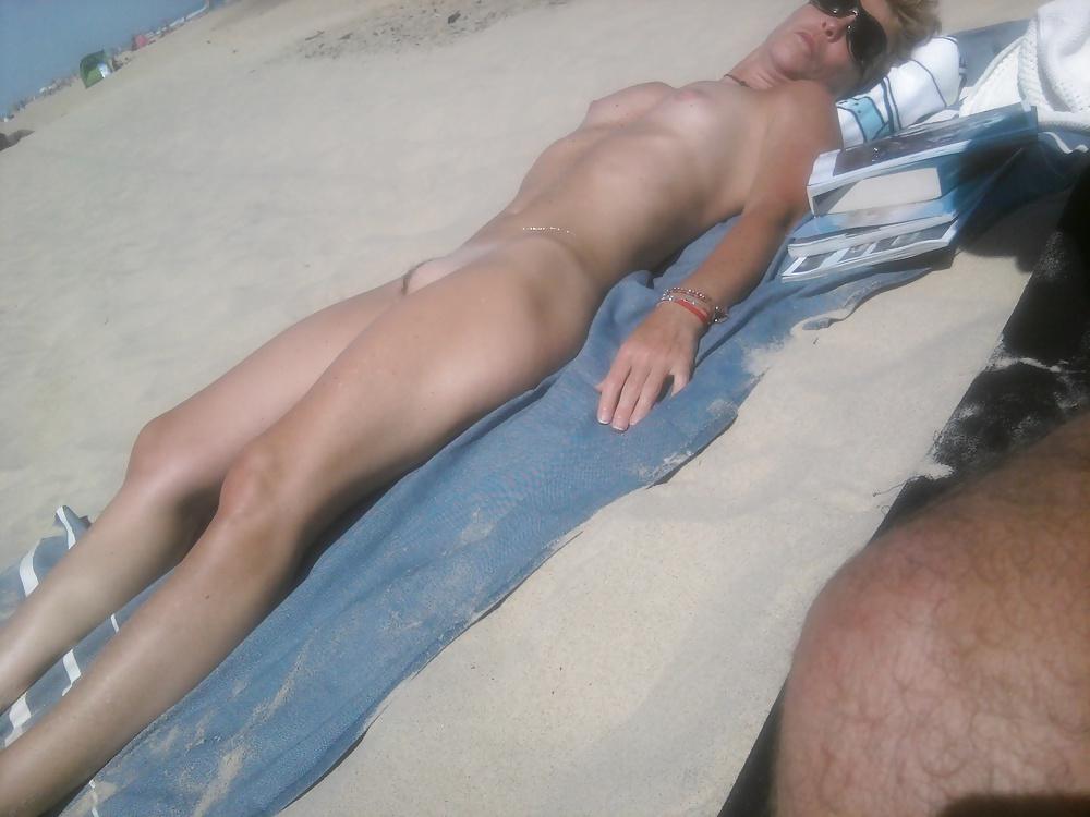 19P Hidden - Isa wife of zincou at beach #2