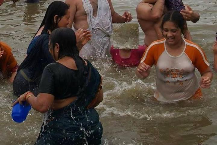 25P Flash by indian girls