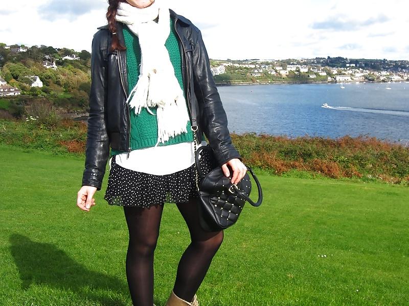 25P Nylon upskirt 32