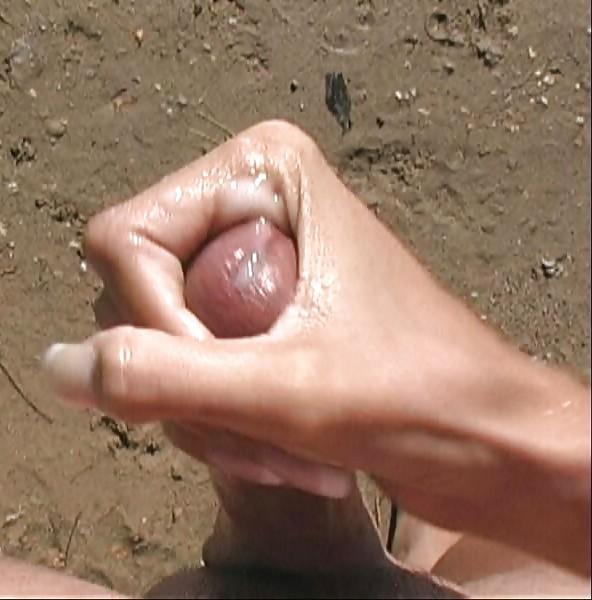 16P My Big Cum With My GF's Hand At The Beach