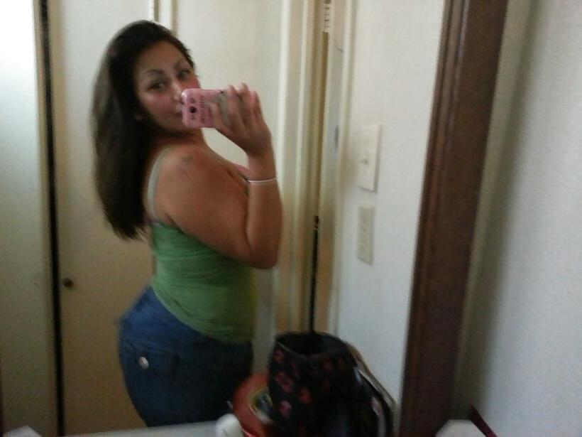 25P Thick big tits latina milf