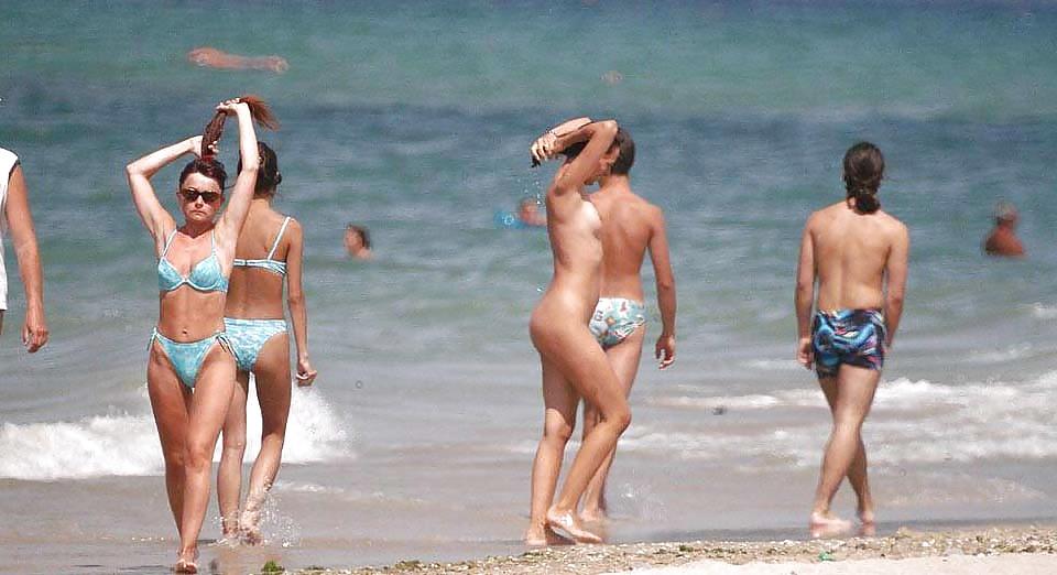 25P Nude Beach 3