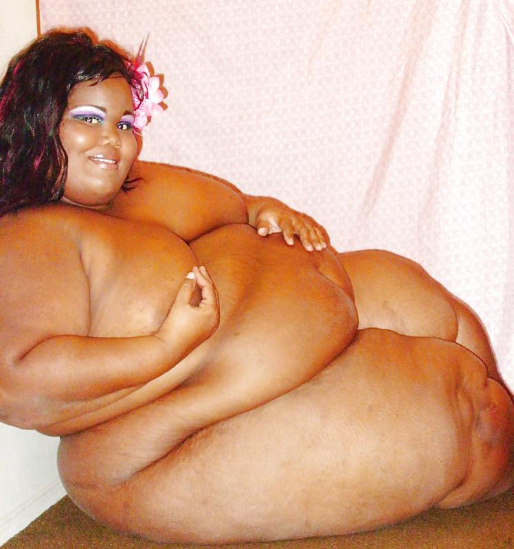 16P More of this super cute big black beautiful woman