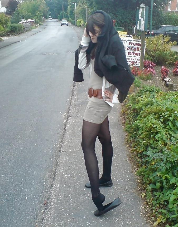 25P Pantyhose woman in shoes and flats 