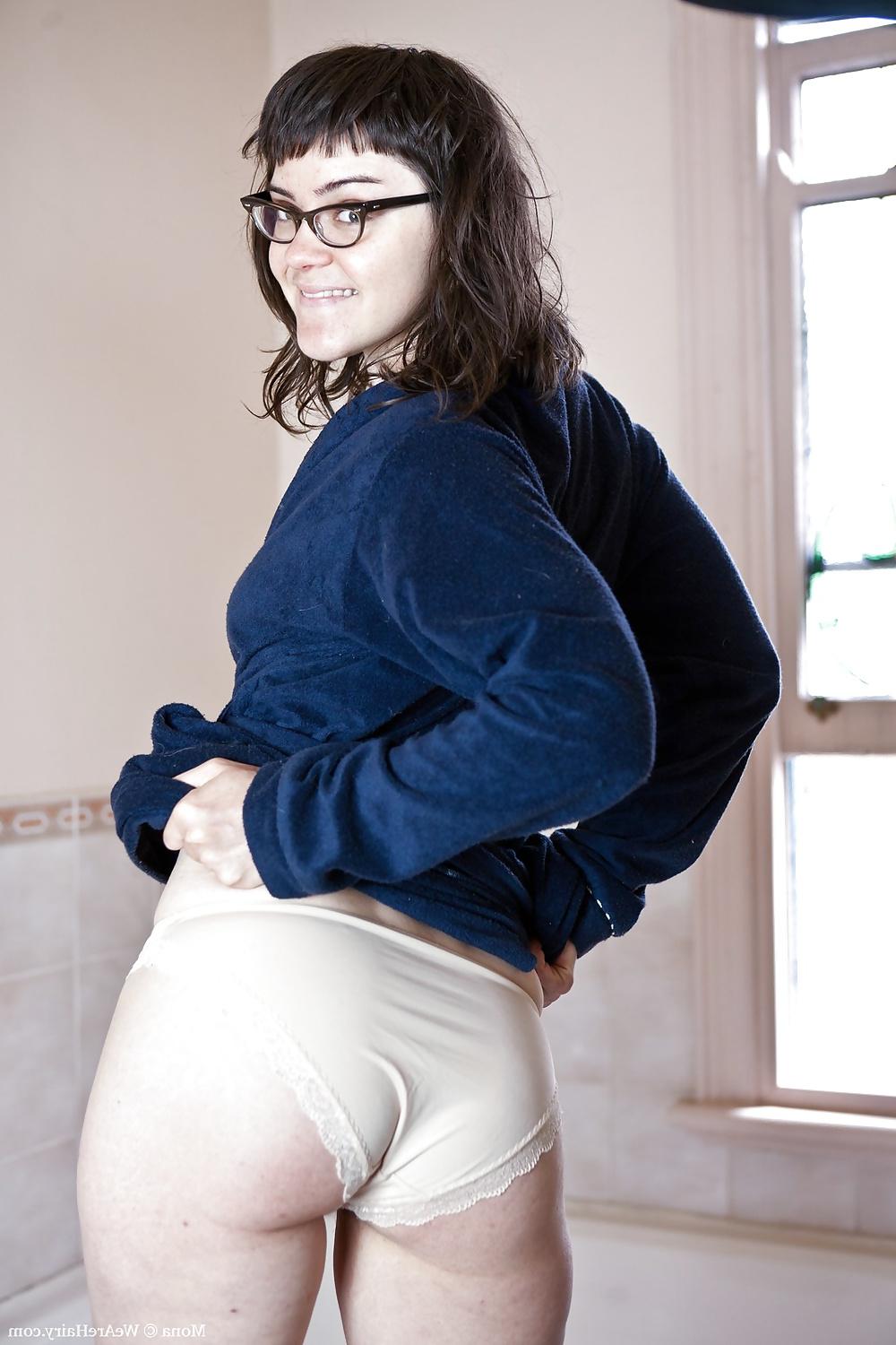 25P Hairy and natural girls