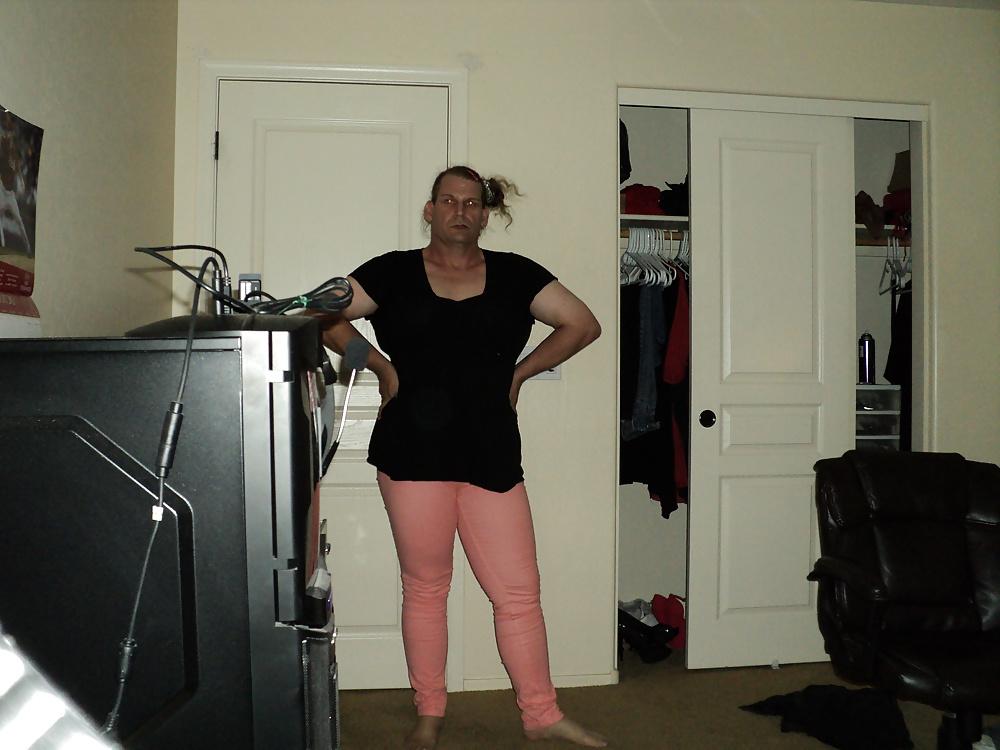 9P Pink pants and heels