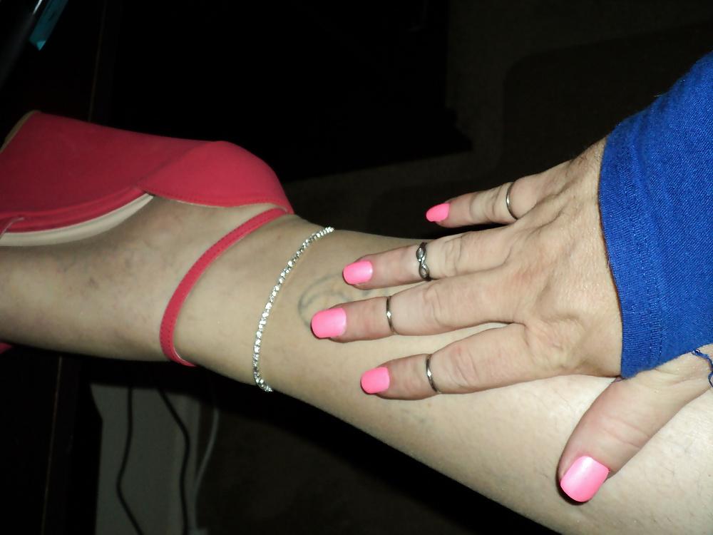 9P Pink pants and heels