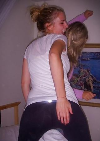 25P Very tight pants 2