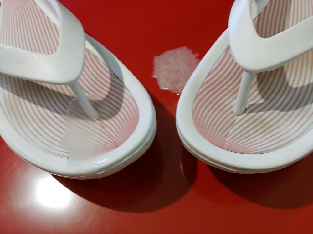 8P Fuck and cum my mother's fitness flip flops summer sandals