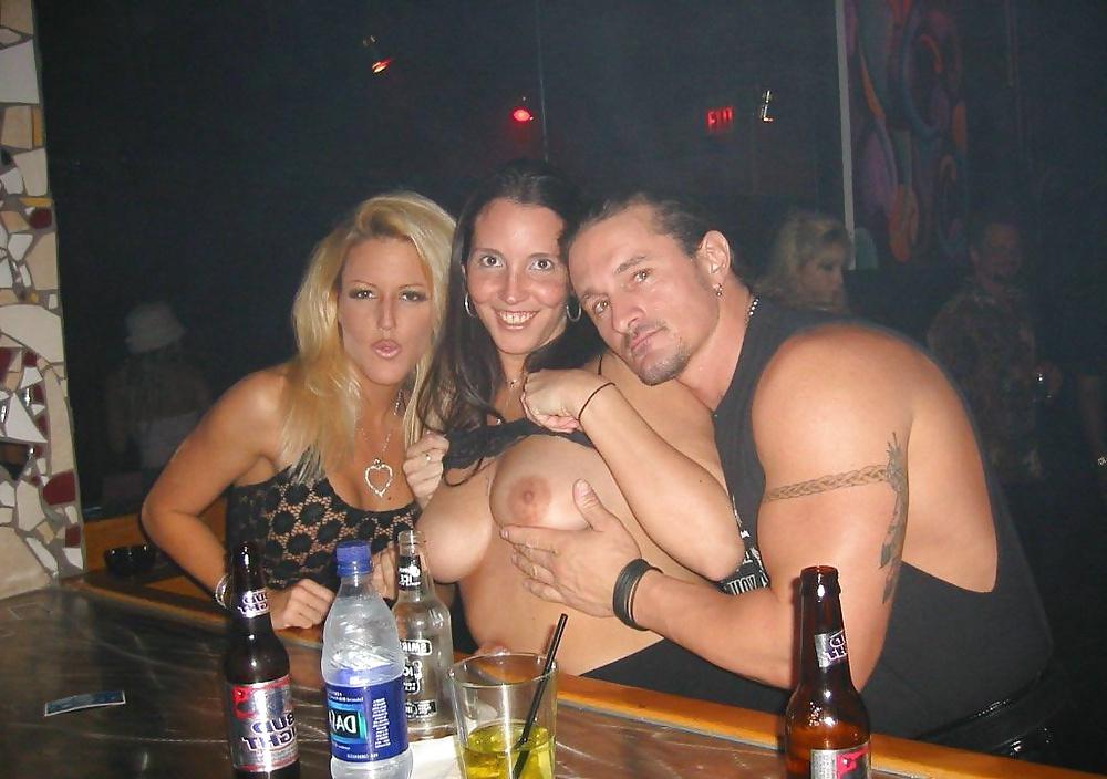 25P Public 18 outdoor flashing nudist