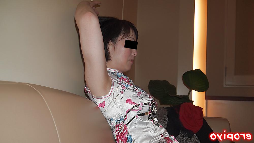 25P Japanese MILF Costume fuck