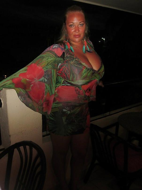 25P Busty Russian Woman 1941