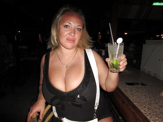 25P Busty Russian Woman 1941
