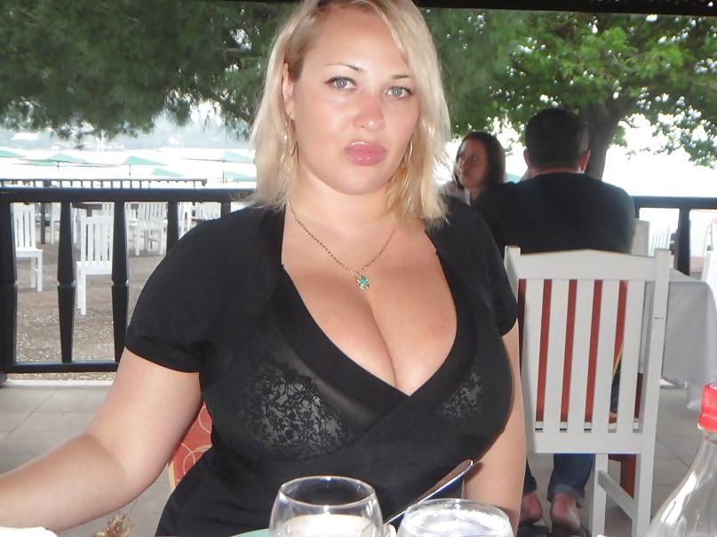 25P Busty Russian Woman 1941