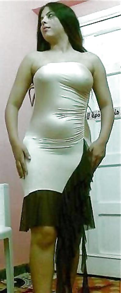 25P Arab Woman 52