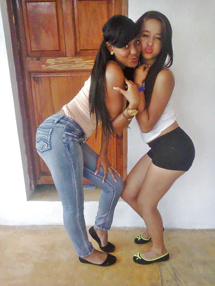 25P TEENS LATINAS DE CULOS BELLOS....6