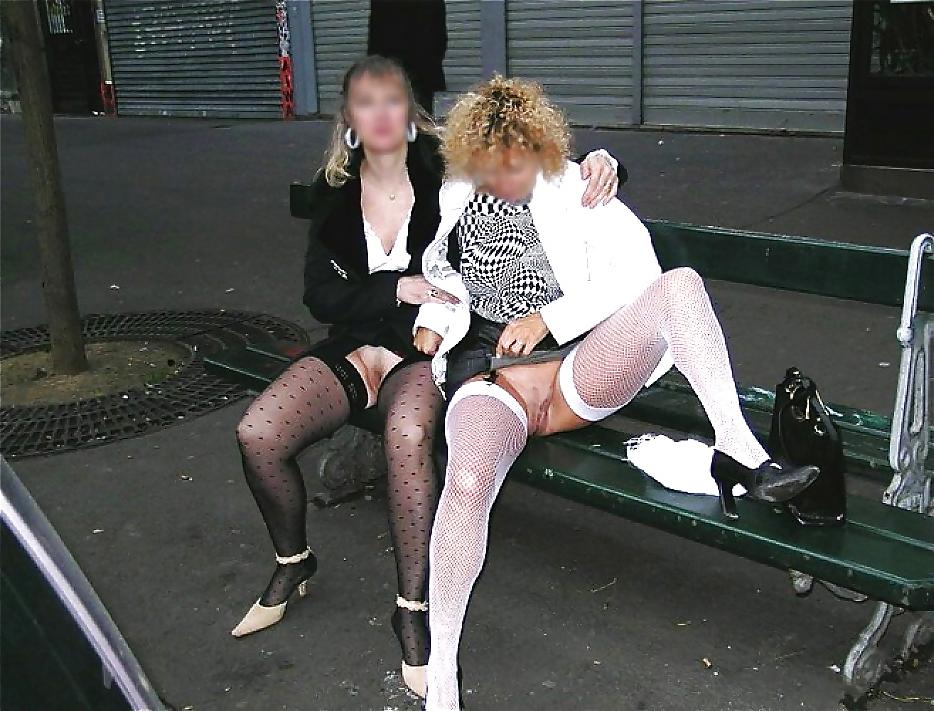 25P Flashing street with Lucy