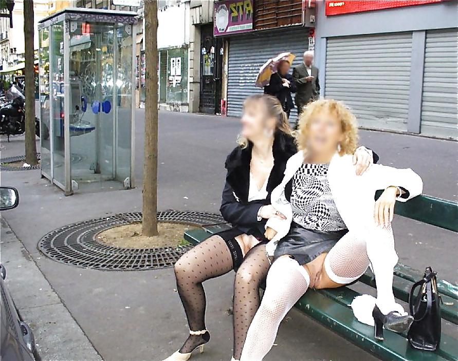 25P Flashing street with Lucy