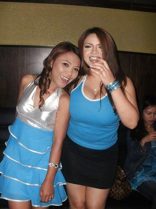 25P Malay MILF with yummy big tits