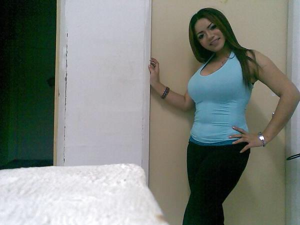 25P Malay MILF with yummy big tits