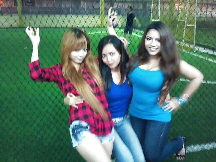 25P Malay MILF with yummy big tits