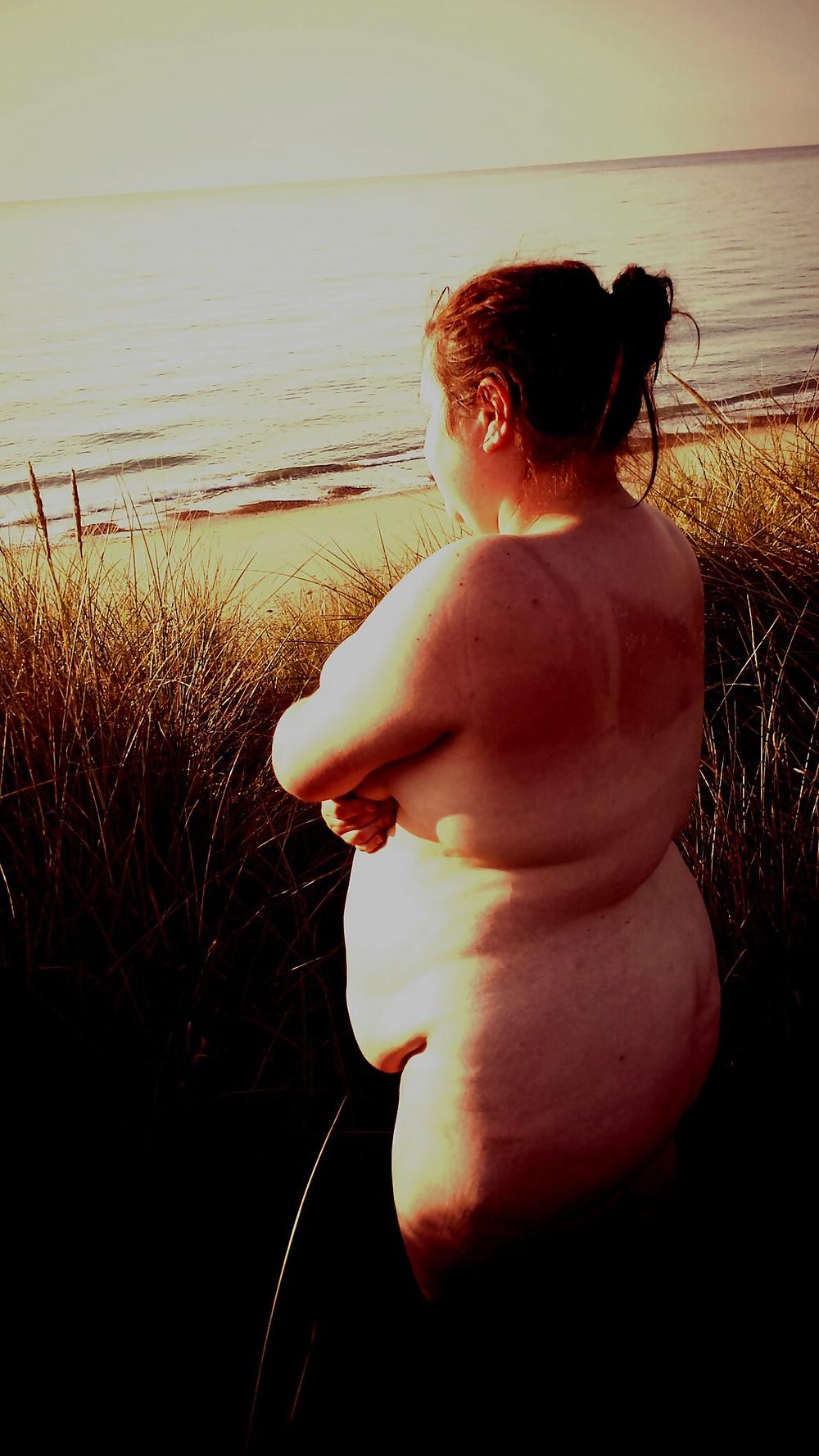 8P BBW Princess at the beach pt 1