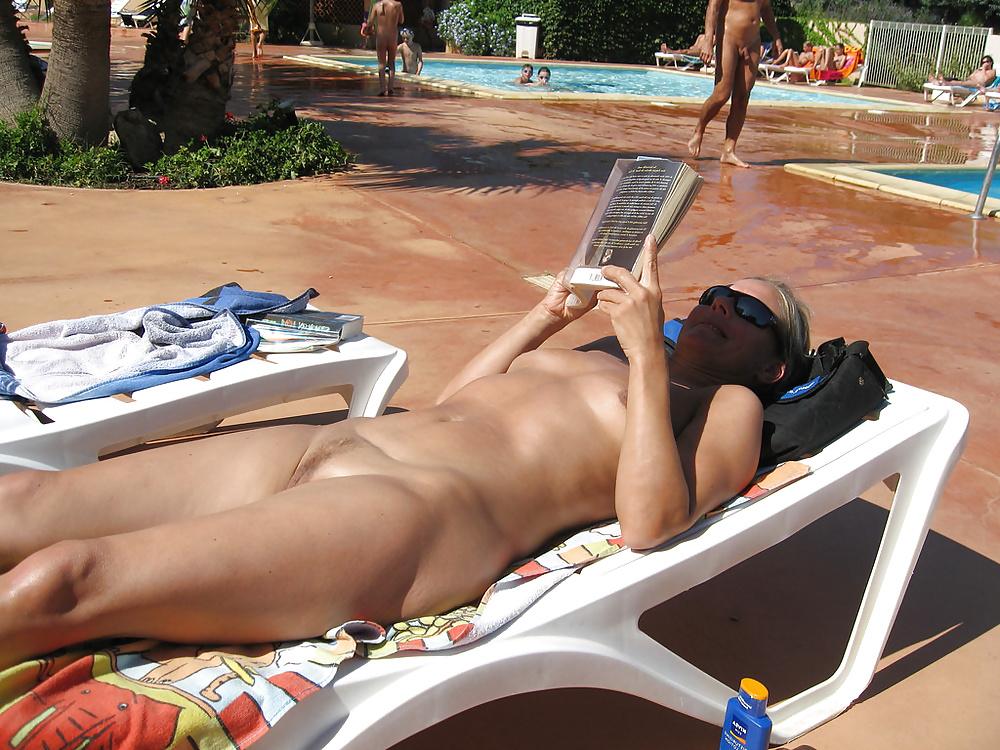 20P Nudists Naturists Public Outdoor Flash #35
